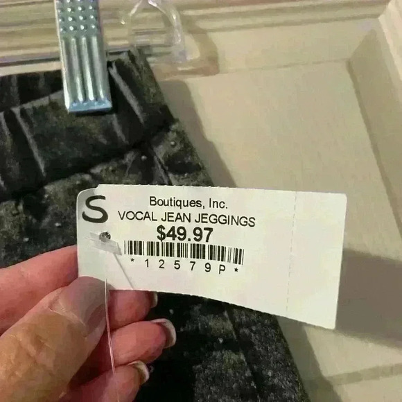 Vocal Rhinestone jeans Size Small - Picture 3 of 4